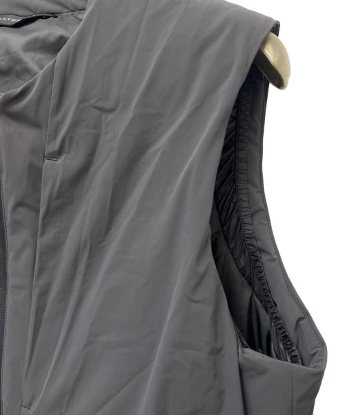 ALLTERRAIN（オルタレイン）ALLTERRAIN (オルタレイン) LIGHTWEIGHT VEST グレー サイズ:４６の古着・服飾アイテム