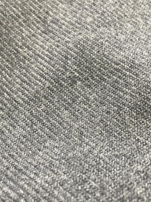 PRADA（プラダ）PRADA (プラダ) マフラー グレーの古着・服飾アイテム