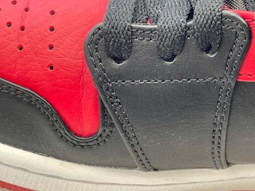 NIKE（ナイキ）NIKE (ナイキ) Air Jordan 1 Mid 
