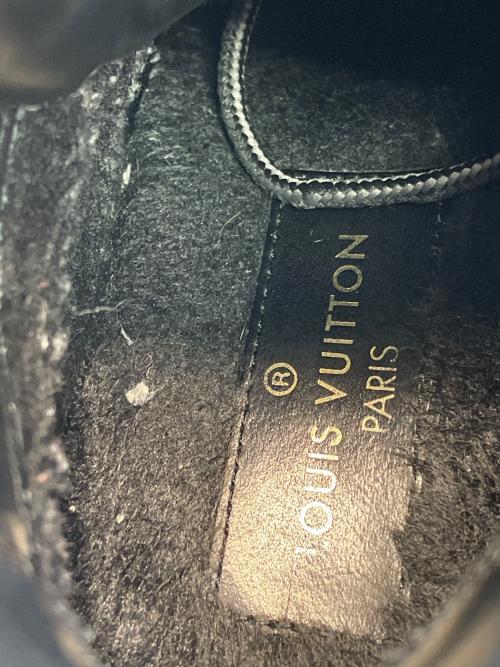 LOUIS VUITTON（ルイ ヴィトン）LOUIS VUITTON (ルイ ヴィトン) オーベルカンフ・ライン アンクルブーツ ブラック サイズ:SIZE 6の古着・服飾アイテム