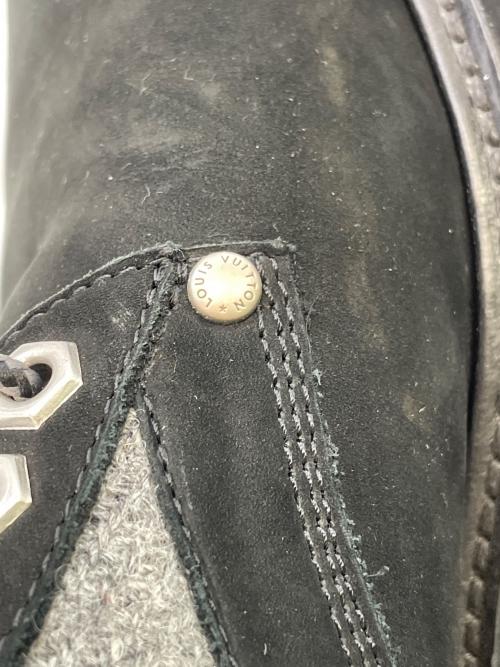 LOUIS VUITTON（ルイ ヴィトン）LOUIS VUITTON (ルイ ヴィトン) オーベルカンフ・ライン アンクルブーツ ブラック サイズ:SIZE 6の古着・服飾アイテム