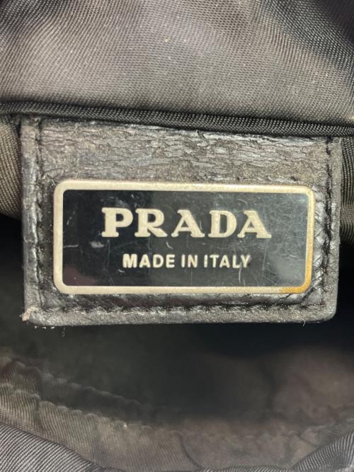 PRADA（プラダ）PRADA (プラダ) ナイロンショルダーバッグ ブラックの古着・服飾アイテム