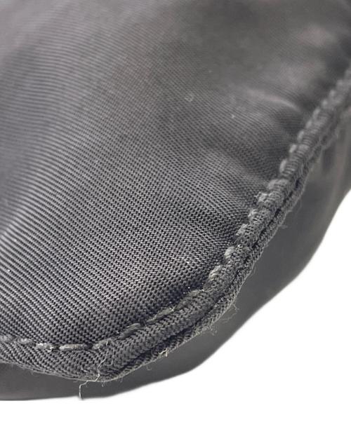 PRADA（プラダ）PRADA (プラダ) ナイロンショルダーバッグ ブラックの古着・服飾アイテム