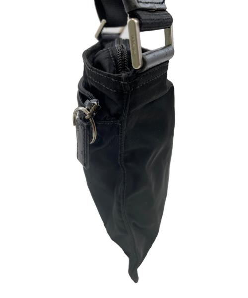 PRADA（プラダ）PRADA (プラダ) ナイロンショルダーバッグ ブラックの古着・服飾アイテム