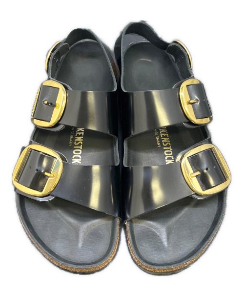 BIRKENSTOCK（ビルケンシュトック）BIRKENSTOCK (ビルケンシュトック) バックルサンダル ブラック サイズ:27の古着・服飾アイテム