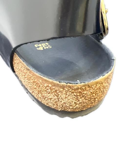 BIRKENSTOCK（ビルケンシュトック）BIRKENSTOCK (ビルケンシュトック) バックルサンダル ブラック サイズ:27の古着・服飾アイテム