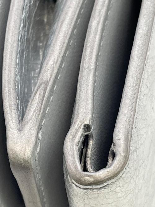 BALENCIAGA（バレンシアガ）BALENCIAGA (バレンシアガ) ミニウォレット シルバー サイズ:下記参照の古着・服飾アイテム