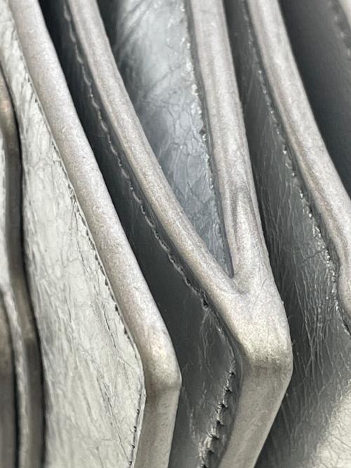 BALENCIAGA（バレンシアガ）BALENCIAGA (バレンシアガ) ミニウォレット シルバー サイズ:下記参照の古着・服飾アイテム