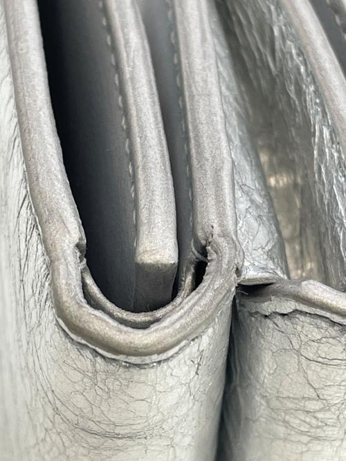 BALENCIAGA（バレンシアガ）BALENCIAGA (バレンシアガ) ミニウォレット シルバー サイズ:下記参照の古着・服飾アイテム