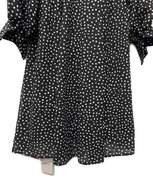 La TOTALITE（ラ ト―タリテ）La TOTALITE (ラ ト―タリテ) ドットミニワンピース ブラック サイズ:FREEの古着・服飾アイテム