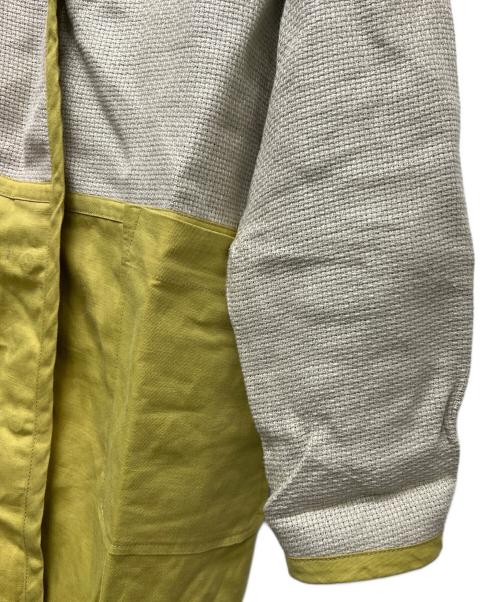 MM6 Maison Margiela（エムエムシックスメゾンマルジェラ）MM6 Maison Margiela (エムエムシックスメゾンマルジェラ) ノーカラーコート グレー×イエロー サイズ:38の古着・服飾アイテム