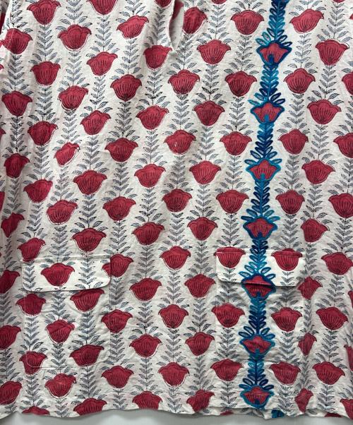 PERIOD FEATURES（ピリオドフューチャーズ）PERIOD FEATURES (ピリオドフューチャーズ) 長袖シャツ ホワイト×レッド サイズ:３の古着・服飾アイテム