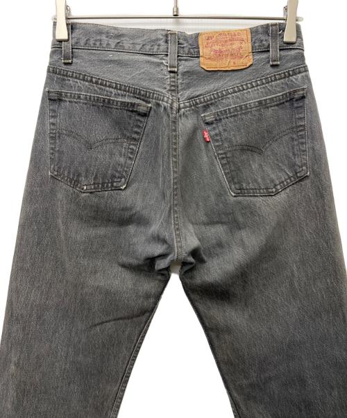 LEVI'S（リーバイス）LEVI'S (リーバイス) デニムパンツ ブラック サイズ:３０の古着・服飾アイテム