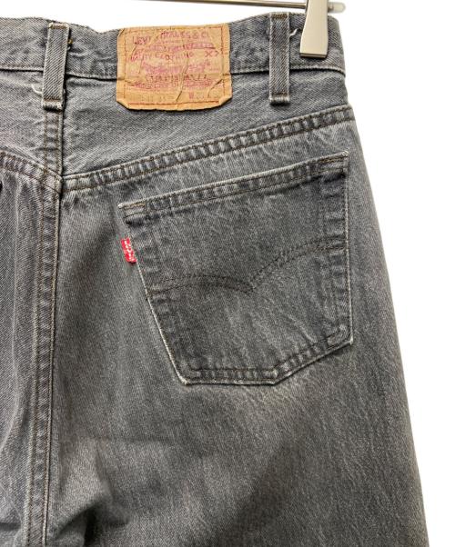 LEVI'S（リーバイス）LEVI'S (リーバイス) デニムパンツ ブラック サイズ:３０の古着・服飾アイテム