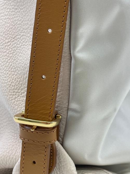 HER SCHEDULE（ハースケジュール）HER SCHEDULE (ハースケジュール) ショルダーバッグ ベージュの古着・服飾アイテム