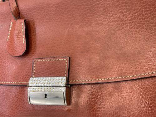 E MARINELLA（イー マリネッラ）E MARINELLA (イー マリネッラ) クラッチバッグの古着・服飾アイテム