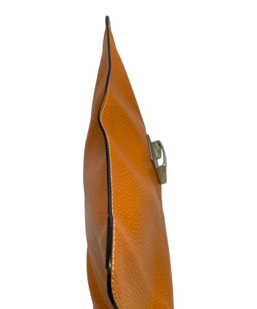 E MARINELLA（イー マリネッラ）E MARINELLA (イー マリネッラ) クラッチバッグ キャメルの古着・服飾アイテム