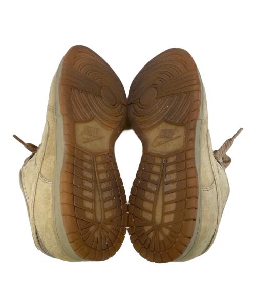 NIKE（ナイキ）NIKE (ナイキ) スニーカー ベージュ サイズ:CM27.5の古着・服飾アイテム