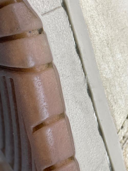 NIKE（ナイキ）NIKE (ナイキ) スニーカー ベージュ サイズ:CM27.5の古着・服飾アイテム