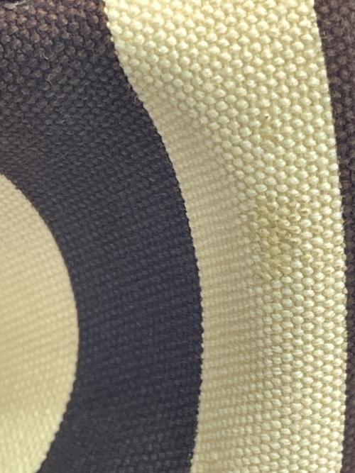 PRADA（プラダ）PRADA (プラダ) バッグ ベージュ×ブラックの古着・服飾アイテム