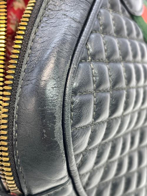 GUCCI（グッチ）GUCCI (グッチ) キルティングショルダーバッグ ブラック サイズ:-の古着・服飾アイテム