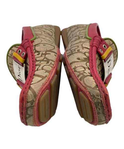 Christian Dior（クリスチャン ディオール）Christian Dior (クリスチャン ディオール) シューズ ベージュ×レッド サイズ:SIZE 37 1/2の古着・服飾アイテム