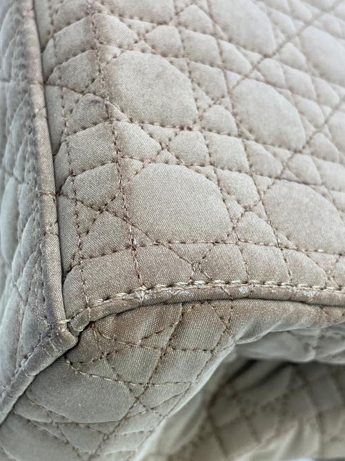 Christian Dior（クリスチャン ディオール）Christian Dior (クリスチャン ディオール) ハンドバッグ ベージュの古着・服飾アイテム