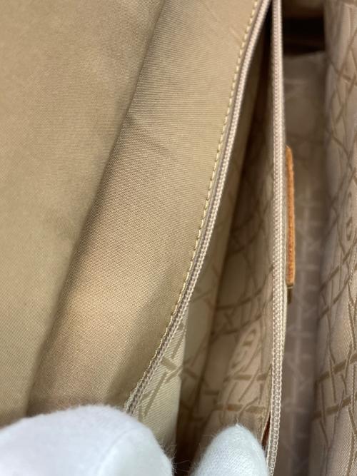 Christian Dior（クリスチャン ディオール）Christian Dior (クリスチャン ディオール) ハンドバッグ ベージュの古着・服飾アイテム