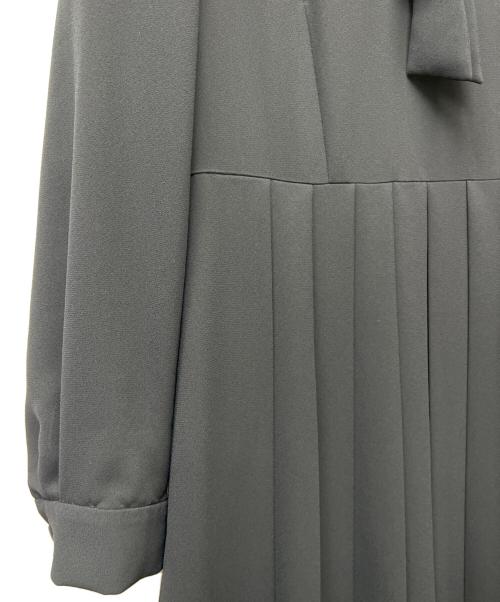 CELFORD（セルフォード）CELFORD (セルフォード) ボータイプリーツワンピース ネイビー サイズ:３６の古着・服飾アイテム