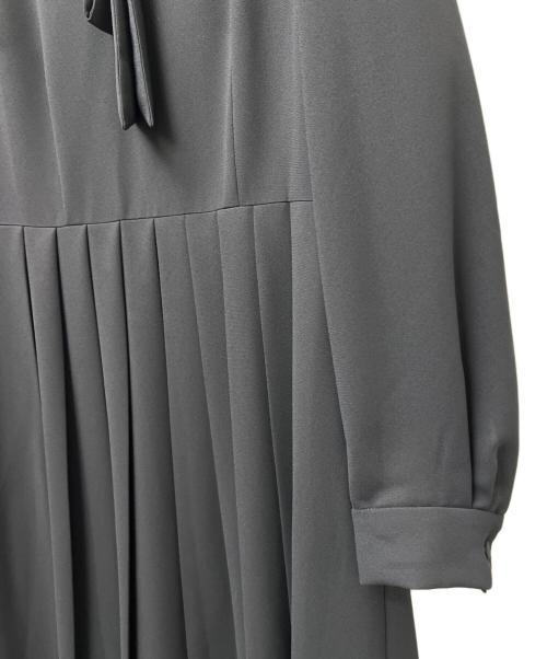 CELFORD（セルフォード）CELFORD (セルフォード) ボータイプリーツワンピース ネイビー サイズ:３６の古着・服飾アイテム