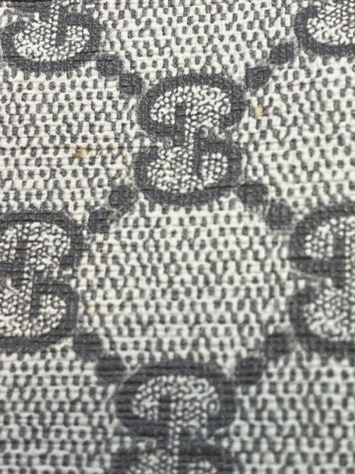 GUCCI（グッチ）GUCCI (グッチ) 長財布 ブラウン×ベージュの古着・服飾アイテム