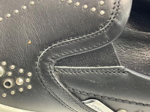 JIMMY CHOO（ジミーチュウ）JIMMY CHOO (ジミーチュウ) レザースリッポン ブラック×ホワイト サイズ:SIZE 40の古着・服飾アイテム