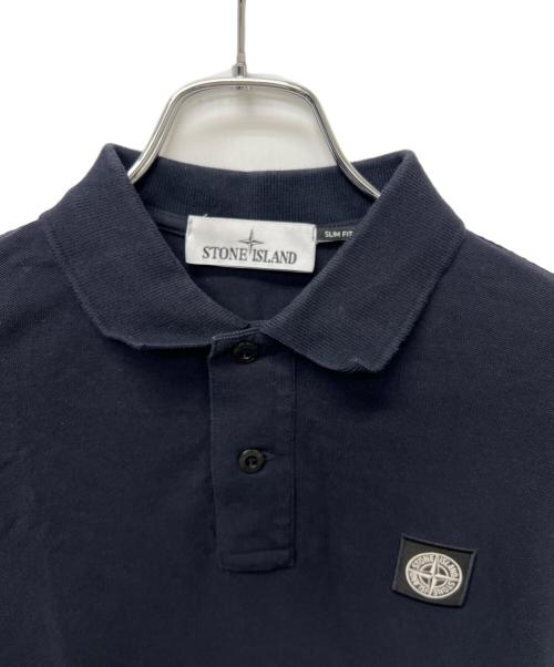 STONE ISLAND（ストーンアイランド）STONE ISLAND (ストーンアイランド) ポロシャツ ネイビー サイズ:Ｓの古着・服飾アイテム