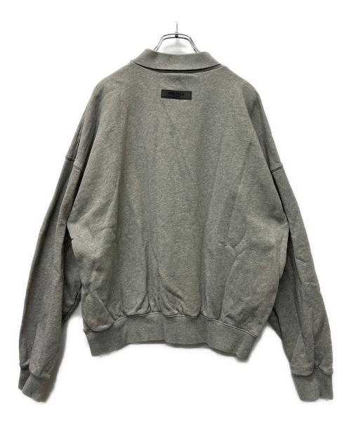 FOG ESSENTIALS（フィアオブゴッド エッセンシャル）FOG ESSENTIALS (フィアオブゴッド エッセンシャル) ポロスウェット グレー サイズ:Ｓの古着・服飾アイテム