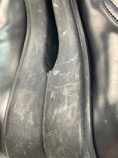 GUCCI（グッチ）GUCCI (グッチ) シューズ ブラック サイズ:SIZE 34 1/2の古着・服飾アイテム