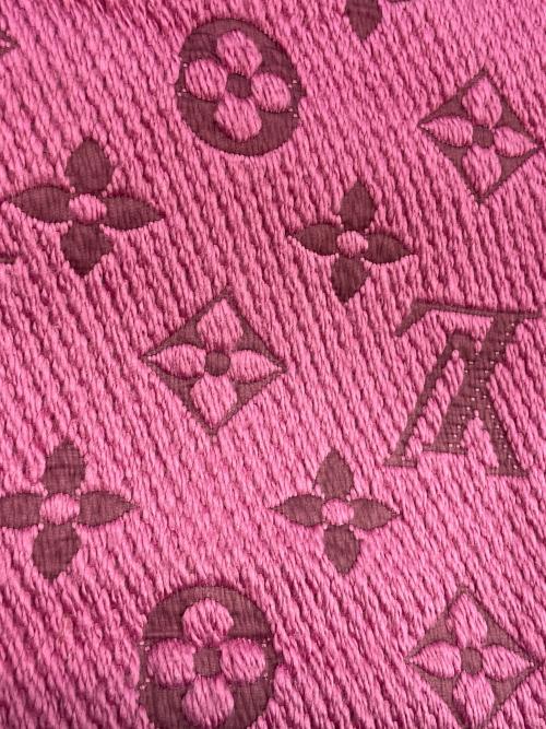 LOUIS VUITTON（ルイ ヴィトン）LOUIS VUITTON (ルイ ヴィトン) エシャルプ・ロゴマニア ピンクの古着・服飾アイテム