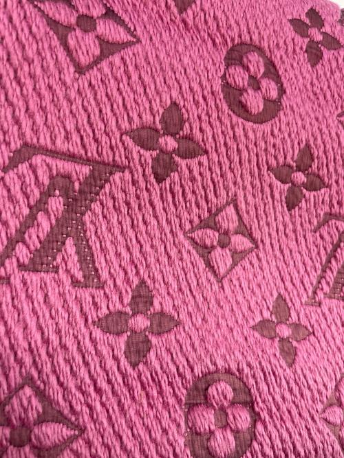 LOUIS VUITTON（ルイ ヴィトン）LOUIS VUITTON (ルイ ヴィトン) エシャルプ・ロゴマニア ピンクの古着・服飾アイテム
