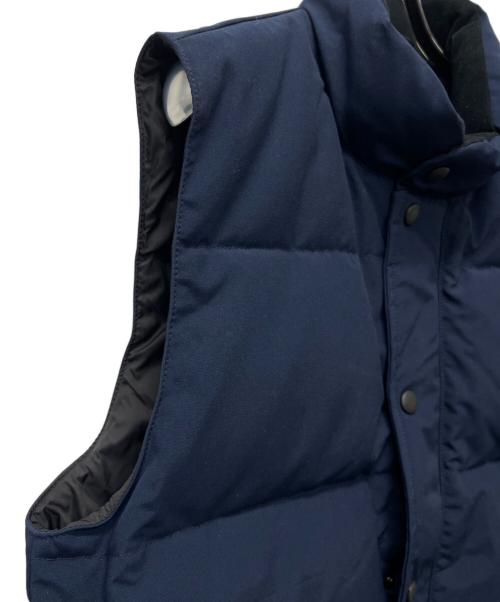 CANADA GOOSE（カナダグース）CANADA GOOSE (カナダグース) ダウンベスト ネイビー サイズ:Ｓの古着・服飾アイテム