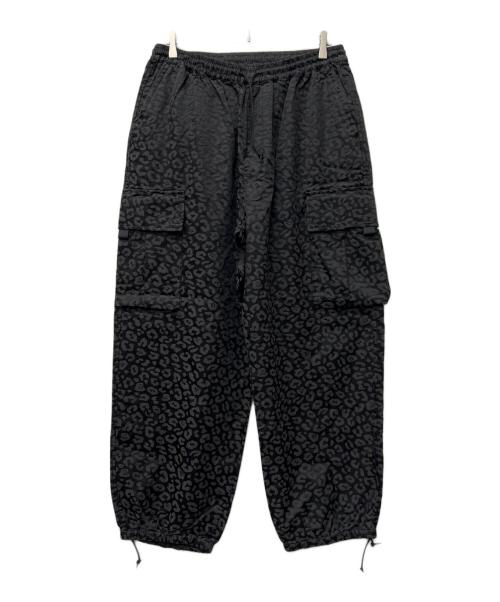X-LARGE（エクストララージ）X-LARGE (エクストララージ) EASY LEOPARD CARGO PANTS グレー×ブラック サイズ:ＸＬの古着・服飾アイテム