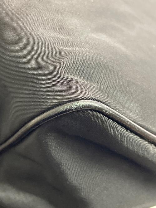 PRADA（プラダ）PRADA (プラダ) ワンショルダーバッグ ブラックの古着・服飾アイテム