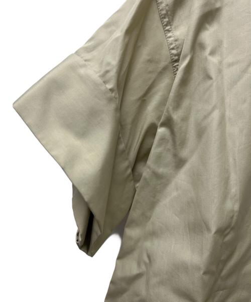 LORO PIANA（ロロピアーナ）LORO PIANA (ロロピアーナ) 半袖ロングシャツ ベージュ サイズ:３８の古着・服飾アイテム