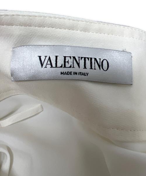 VALENTINO（ヴァレンティノ）VALENTINO (ヴァレンティノ) ミディスカート ホワイト サイズ:38の古着・服飾アイテム