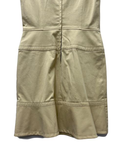 RED VALENTINO（レッドヴァレンティノ）RED VALENTINO (レッドヴァレンティノ) ノースリーブワンピース ベージュ サイズ:３８の古着・服飾アイテム