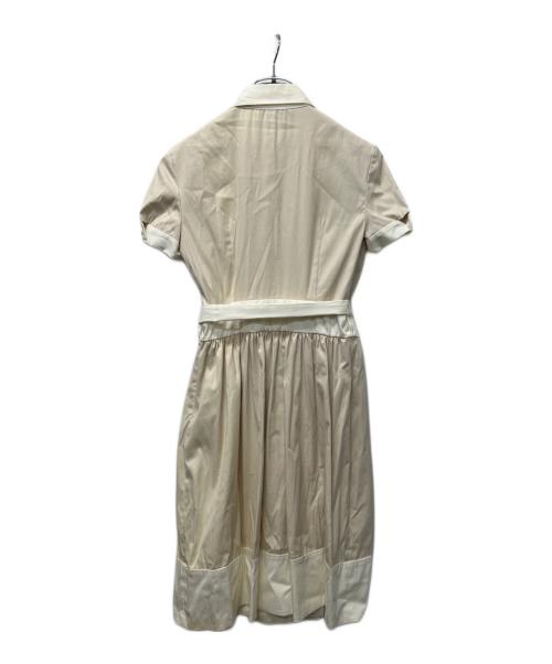 PRADA（プラダ）PRADA (プラダ) 半袖ワンピース ベージュ×アイボリー サイズ:３８の古着・服飾アイテム