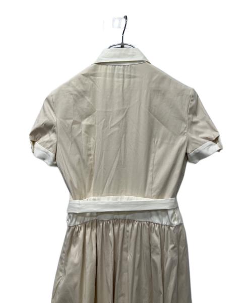 PRADA（プラダ）PRADA (プラダ) 半袖ワンピース ベージュ×アイボリー サイズ:３８の古着・服飾アイテム