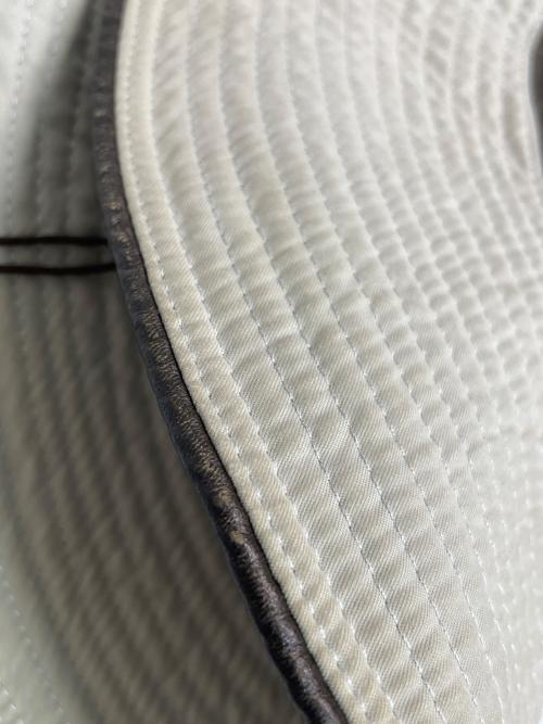 HERMES（エルメス）HERMES (エルメス) ハット ベージュの古着・服飾アイテム