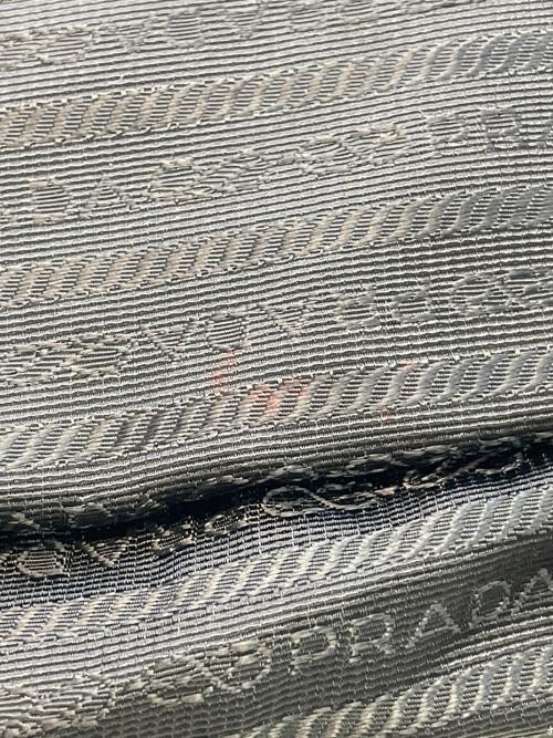 PRADA（プラダ）PRADA (プラダ) ナイロンショルダーバッグ ブラックの古着・服飾アイテム