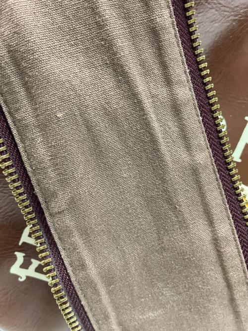 FRED PERRY（フレッドペリー）FRED PERRY (フレッドペリー) バレルバッグ ブラウンの古着・服飾アイテム