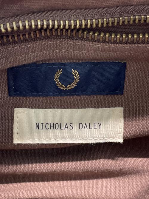 FRED PERRY（フレッドペリー）FRED PERRY (フレッドペリー) バレルバッグ ブラウンの古着・服飾アイテム