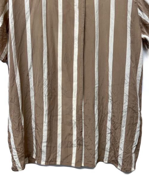 Chloe（クロエ）Chloe (クロエ) セットアップ ベージュ×ホワイト サイズ:３８の古着・服飾アイテム